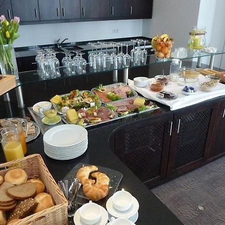 Hotel Und Cafe Paso Vierkirchen Εξωτερικό φωτογραφία